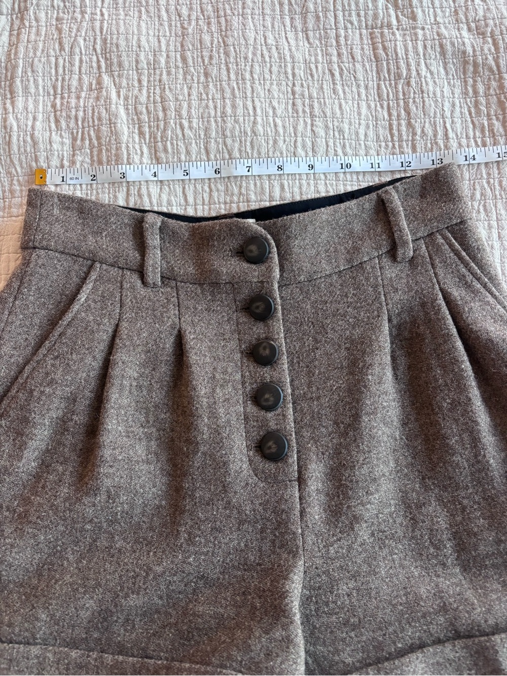 SOLD NWT Sézane Wallace Shorts in Taupe Size 2/34 - Picture 7 of 8